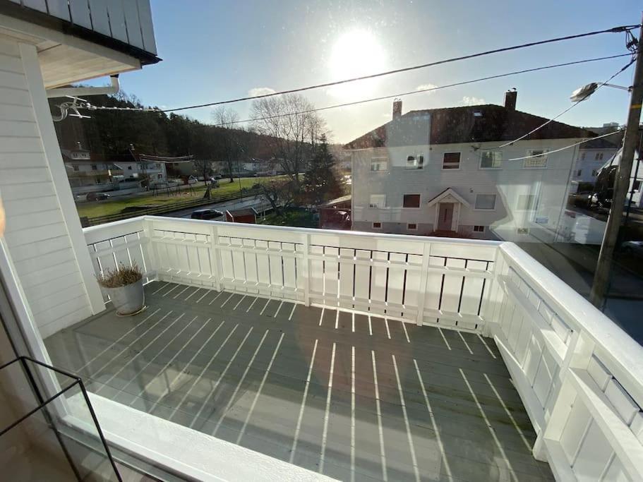 Apartment In Quiet Area *